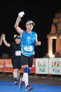 BIB: 41961
                            <button type="button" onclick="openModal(19778324)" class="btn btn-primary btn-sm float-right btn-popup" data-toggle="modal" data-target=".modal-high-quality">
                        <i class="fas fa-shopping-cart"></i> Add to Cart
                    </button>
                                            <button type="button" onclick="isThisMe(19778324, true)" class="btn btn-success btn-sm float-right btn-popup btn-isme hidden" data-toggle="tooltip" data-placement="bottom" title="นี่คือรูปของคุณใช่ไหม คลิกที่นี่เพื่อเอาเข้าอัลบั้ม">
                        <i class="fas fa-plus"></i> Add to album
                    </button>
                    <button type="button" onclick="isThisMe(19778324, false)" class="btn btn-warning btn-sm float-right btn-popup btn-isnotme hidden">
                        <i class="fas fa-ban"></i> Remove from album
                    </button>